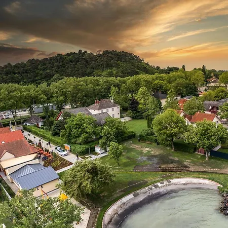 Gabriella - Vizparti Lejlighed Balatonboglár