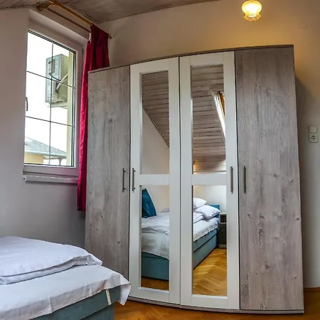 Gabriella - Vizparti Lejlighed *