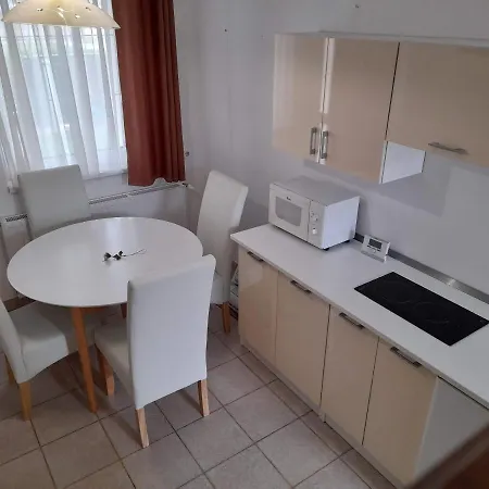 Gabriella - Vizparti Lejlighed Balatonboglár