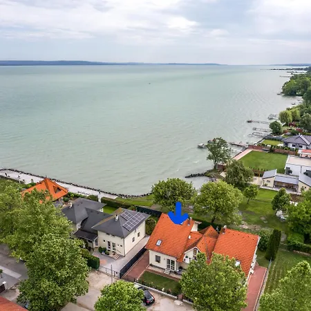 Gabriella - Vizparti Lejlighed *