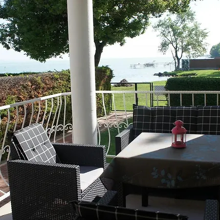 Gabriella - Vizparti Lejlighed *